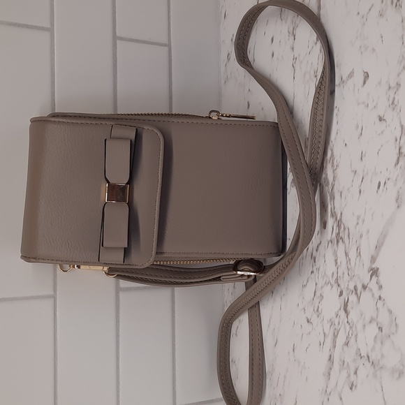 Women's cross body phone bag - Picture 1 of 6